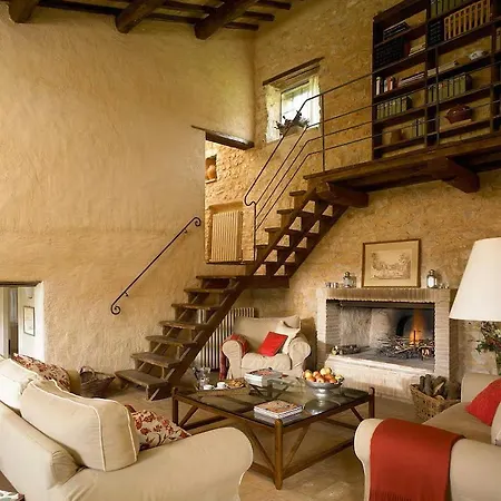 Borgo Di Pianciano Di Francesco * Acera