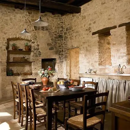 Σπίτι διακοπών Borgo Di Pianciano Di Francesco *